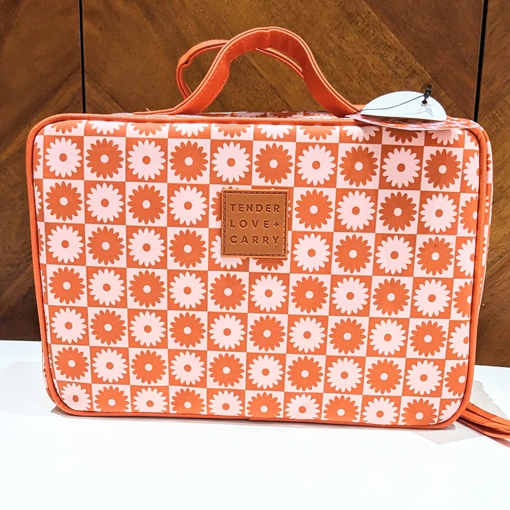 NWT Tender Love + Carry Toiletry Weekender Bag with Hanger Checker Flower Floral